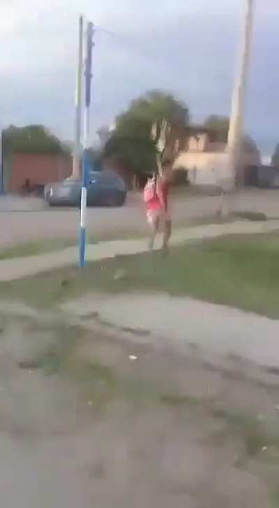 “¡Hay criaturas!”