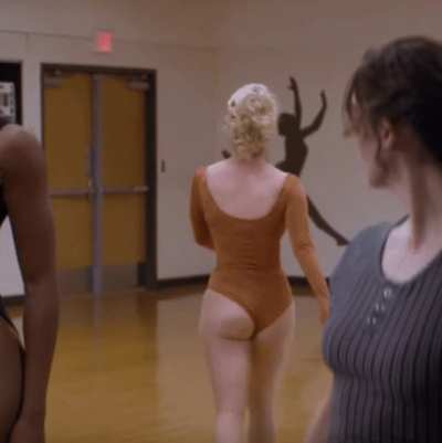 Betty Gilpin
