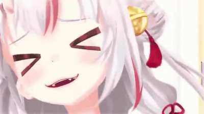 Had no internet but didn't see anyone posting cute giggling Ayame!