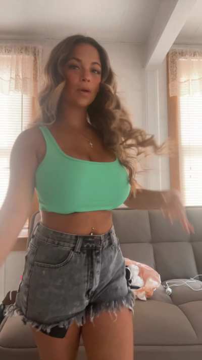 Big in green