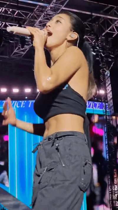 230709 Jihyo