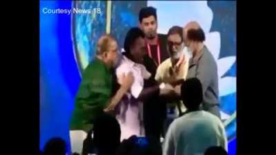 Thalaivar and his fans.