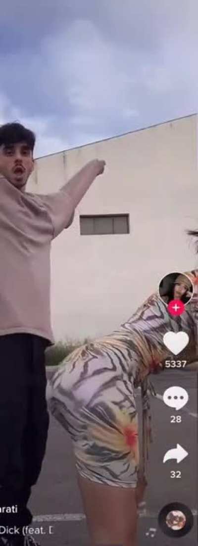 Jumpyaida 🍑