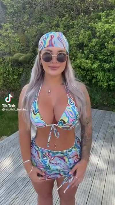 expilcit_barbie_