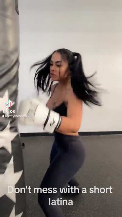 😊