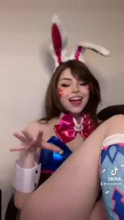 Hannah Owo Bugs Bunny