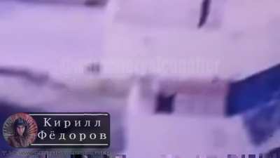 Russian strike with a thermobaric ODAB-1500 UMPK glide bomb in Antonivka next to a part of the Antonovskiy Bridge