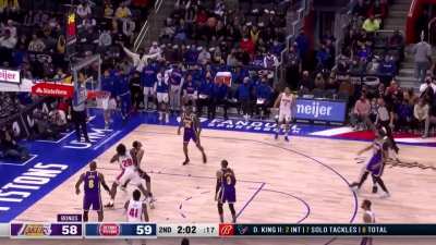[Highlight] Jerami Grant goes supernova and explodes with 4 straight triples to close out the half against the Lakers