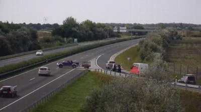 Left turning idiot in car [2020 sept 11]