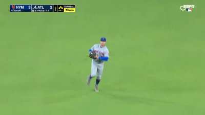 [Highlight] [Highlight] Travis d'Arnaud's 2-run single gives the lead back to the Braves.