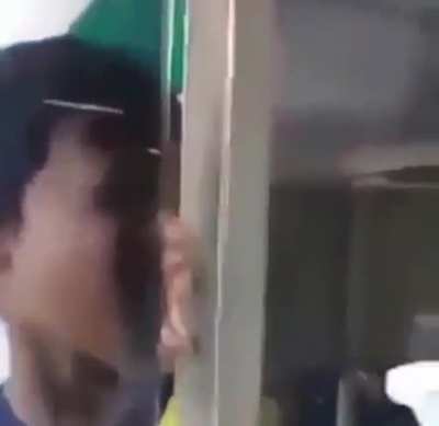 :v