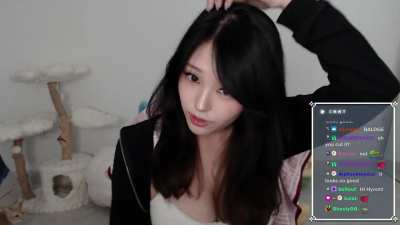 Hyoon looking good 