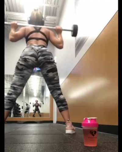 Phat Ass Cheeks (@jen<wbr>niini<wbr>eman)