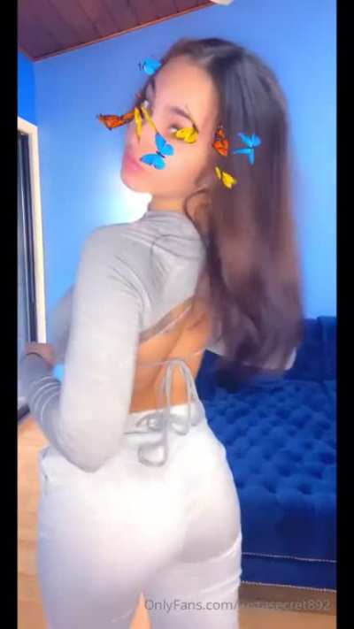😴