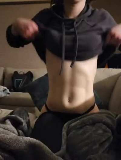 Quick drop while giving him his daily blowjob! [OC]