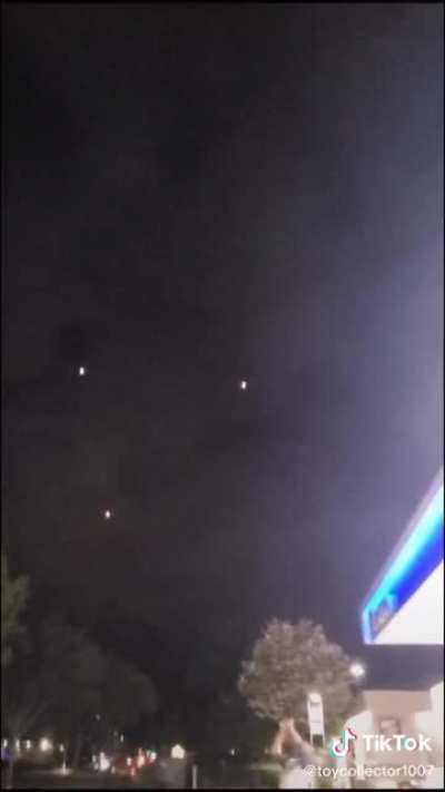 Tiktok user @toyc<wbr>ollec<wbr>tor10<wbr>07 recorded this in March (Antioch, California)