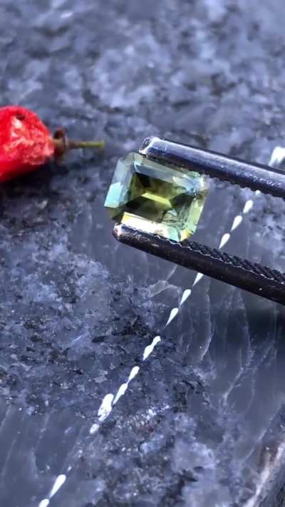 Montana sapphire  0.7 ct  5.7x4.3 mm $250 plus shipping