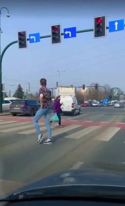 A little warm-up while waiting for the green light