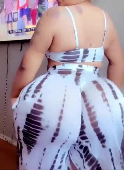Hulk Smash Booty
