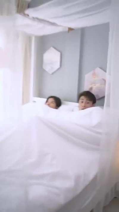 I hate this kind of Chinese ad....