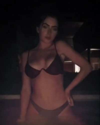 👅💦