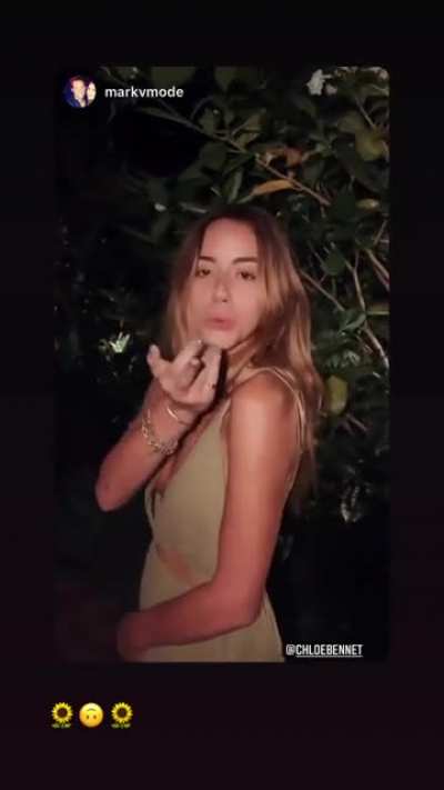 Sideboob
