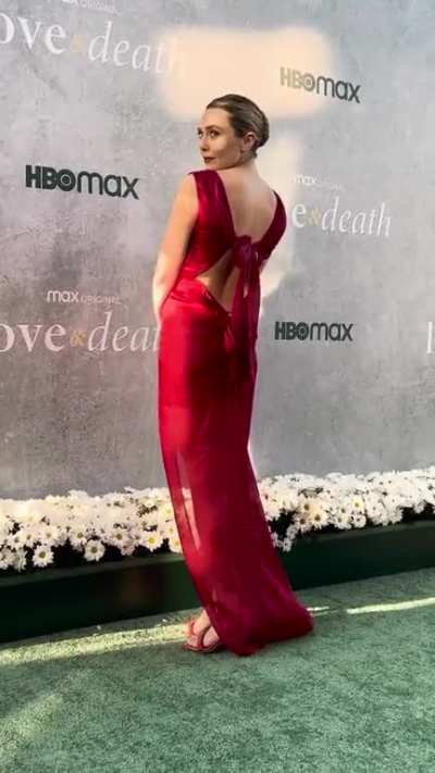 Elizabeth Olsen 