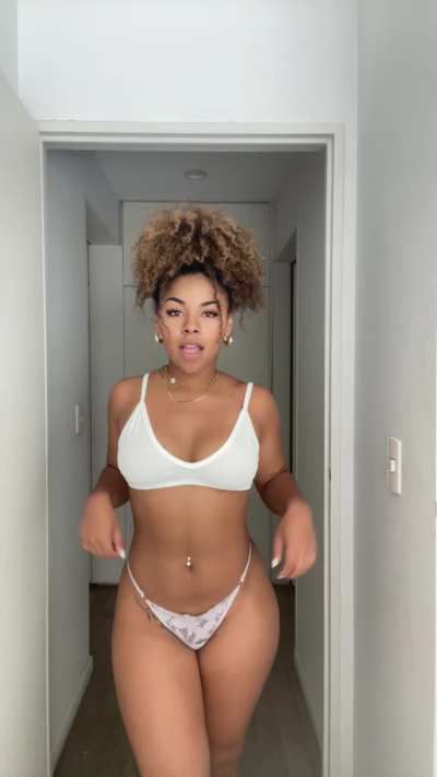 My niece wanted to show off a little this morning before she return to campus.