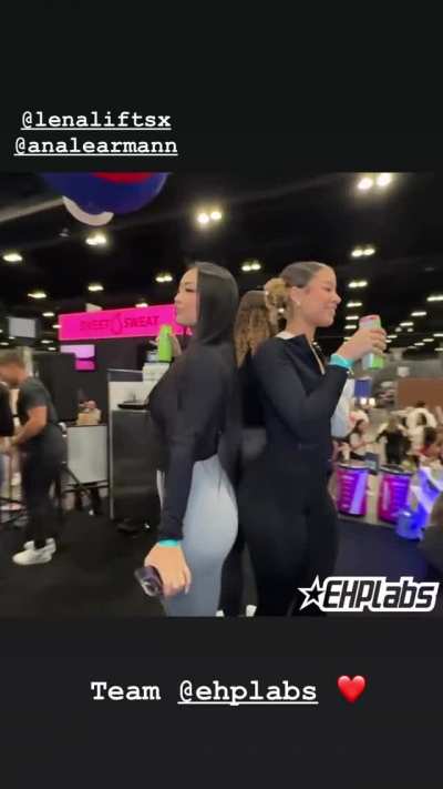 OMG...Ana's booty is now twice as big as Lexie's 😲