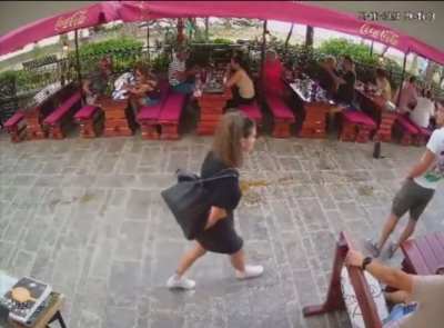 Man leaves a trail of shit