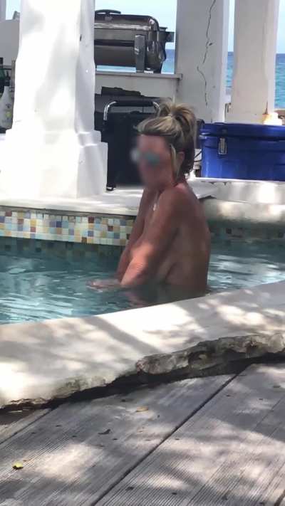 My Exhibitionist wife Kathy in the pool ordering drinks while on vacation in Jamaica. 🇯🇲KAT<wbr>HERIN<wbr>E BROWN🇯🇲