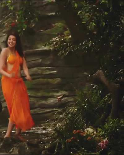 Pranitha showing off her wet body