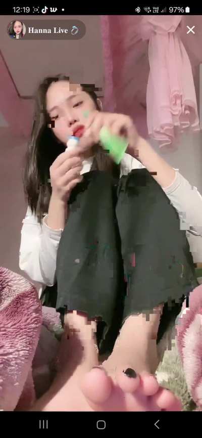 Hanna live