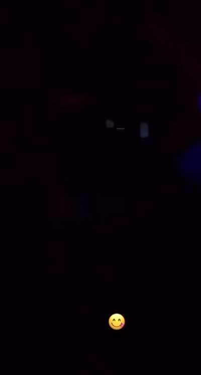 If I was there and it’s that dark I swear I would’ve been slapping that ass every time shidd she can’t see who did it😂😻😻<wbr>💦💯