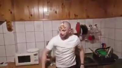 Поляки хмурый народец