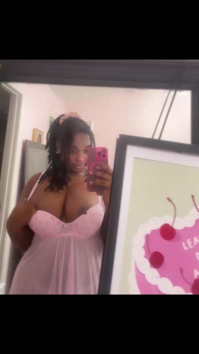 boobs out!