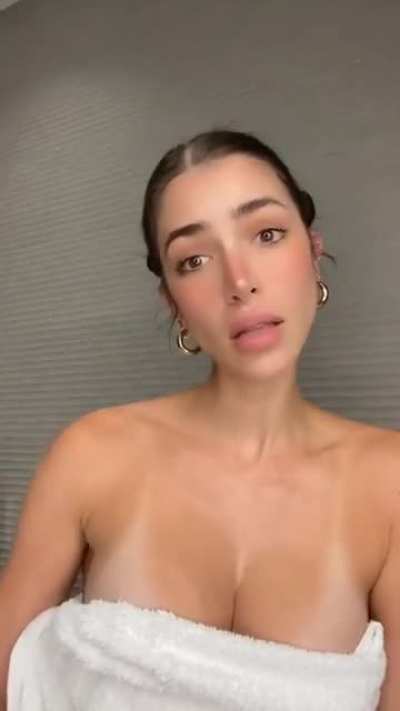 Hot from IG