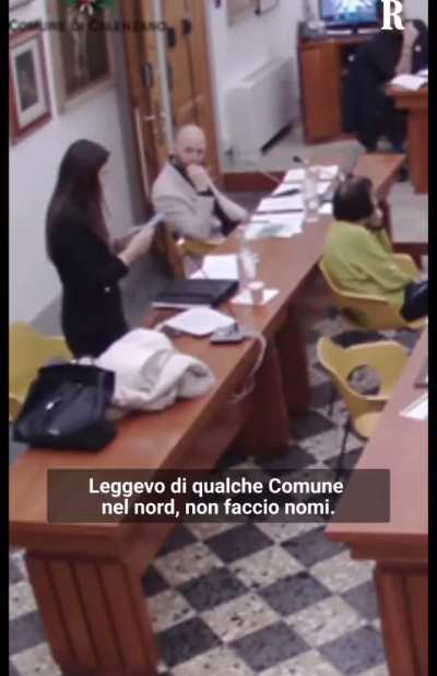 Monica Castro, consigliera comunale di Calenzano (FI) per Fratelli d’Italia: “perché fare il gemellaggio con i palestinesi poveri e storpi? Io la Palestina so a malapena dove si trova, ma non era meglio l’Austria? Dove almeno sono ricchi e ci portano qual