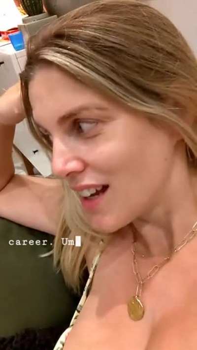 Nipslip 👀