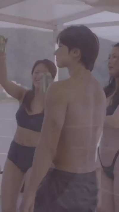 Ssunbiki dancing and looking hot