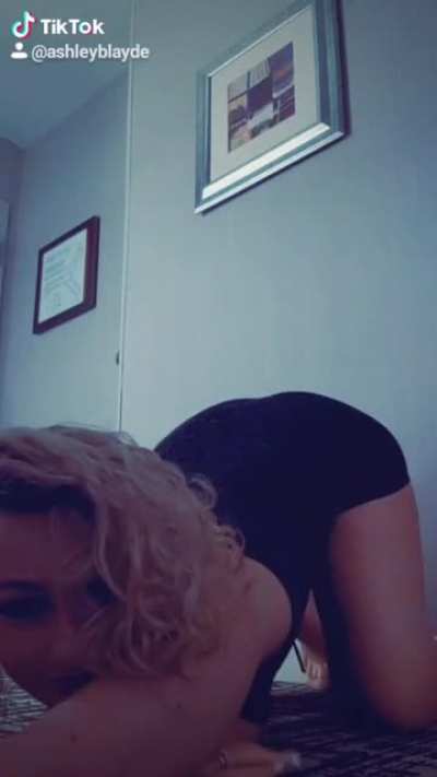 Drunk on nye and my titty popped out🤣