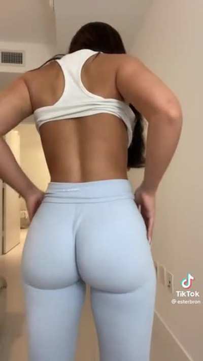 Cameltoe😍