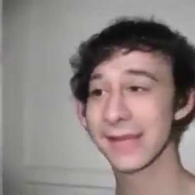 He sing