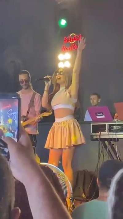 Simge Sağın