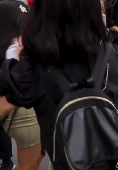 Valkyrae booty
