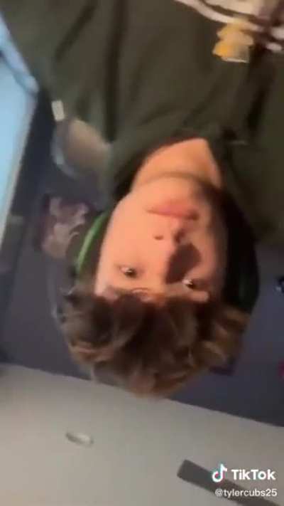What the bird doin