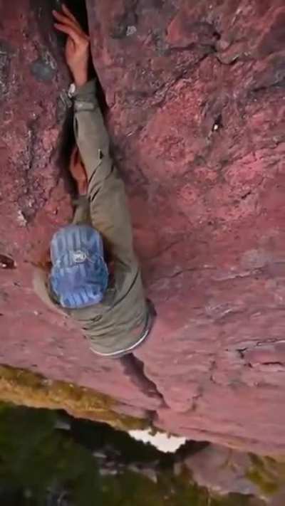 Climbing with no gear