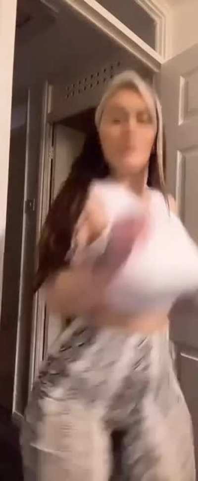 Jiggle