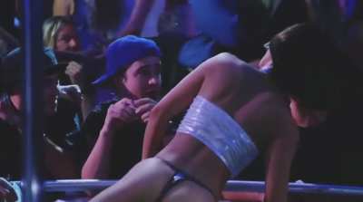Sandra Oh | Dancing at the Blue Iguana (2000)