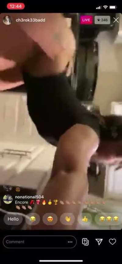 🍑🍑